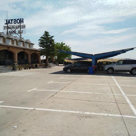 Hotel-Restaurante La Sima Castillo de Garcimunoz ภายนอก รูปภาพ